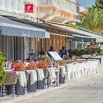 Complex Iris 3* Πόρετς