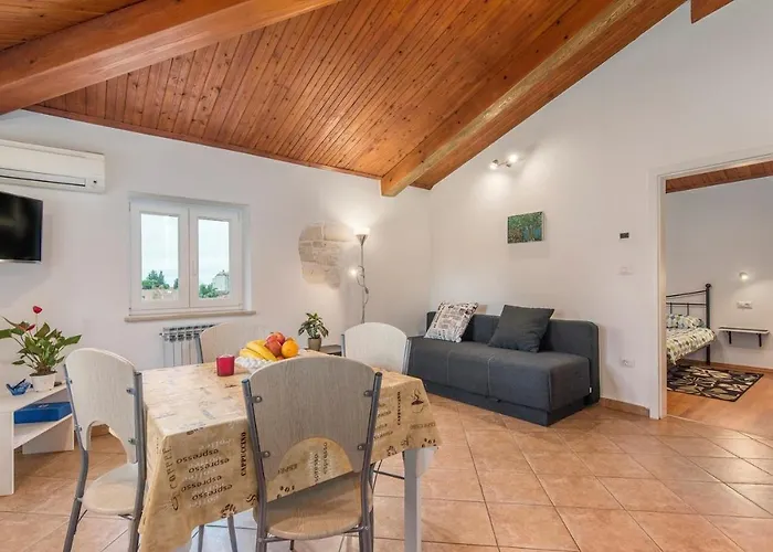 Vendégház Complex Iris 3*