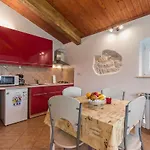 Guest house Complex Iris 3*