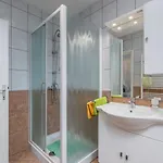 Complex Iris Guest house